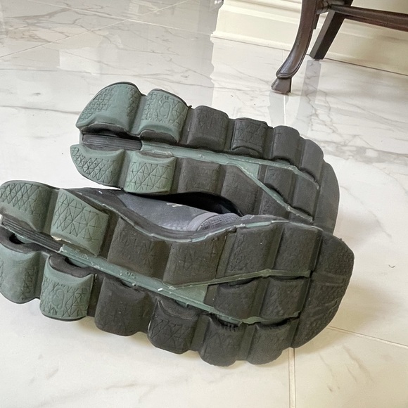 On Running Cloudace Graphite Wash/Navy size 6 - Picture 13 of 14